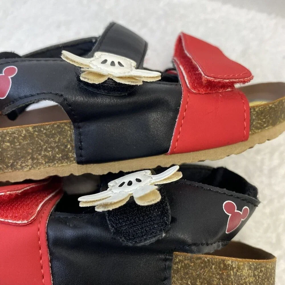 Mickey Mouse Disney Master of Arts Sandals Kids Sz 9 Red/Black Adjustable Straps